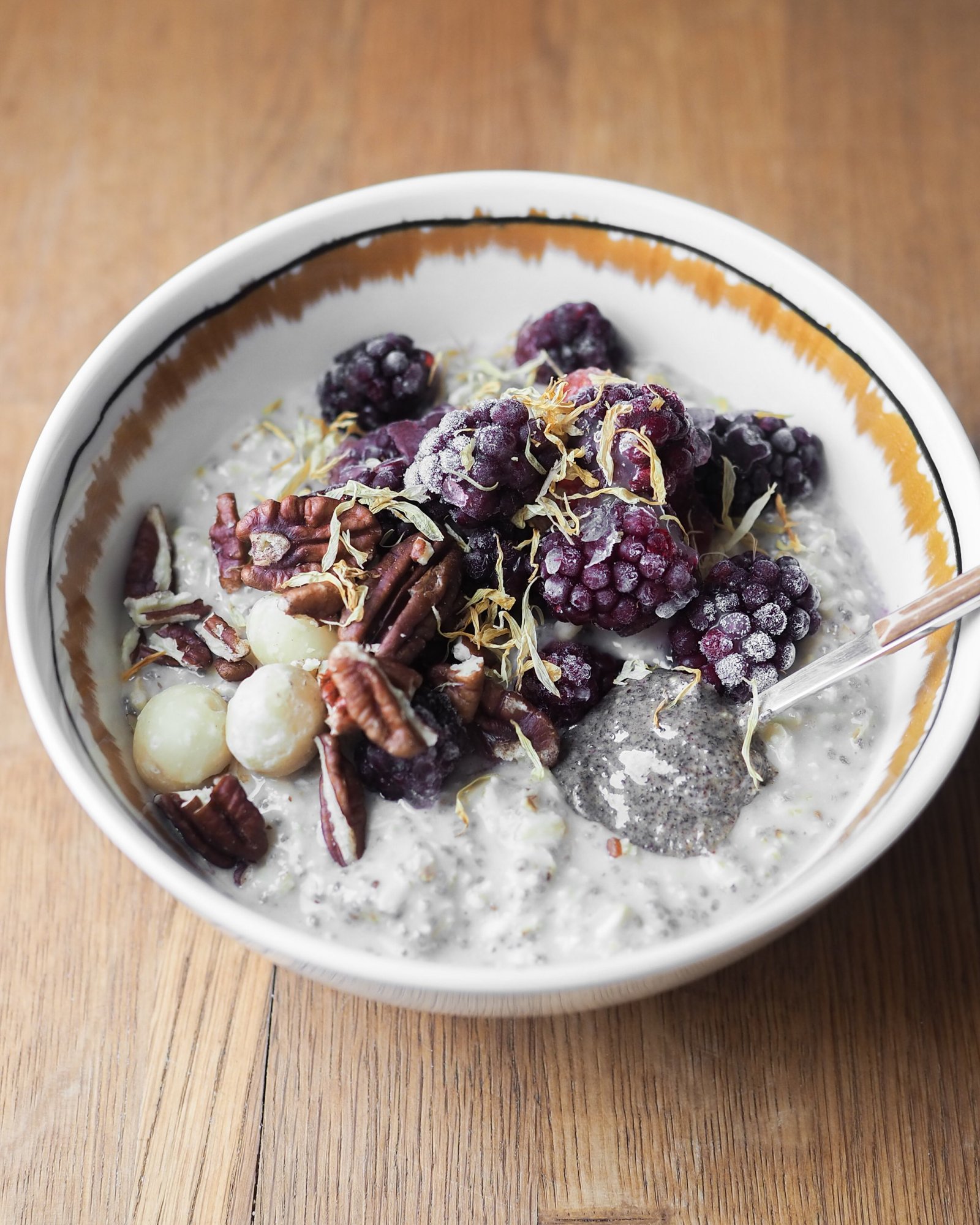 Makové overnight oats