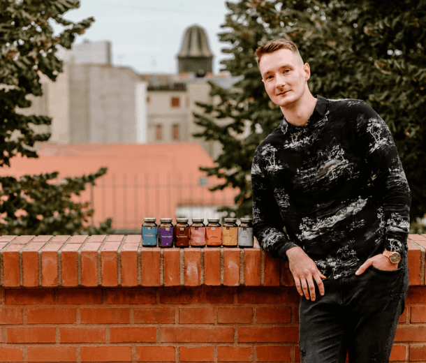 Ing. Tomáš Šantavý při odborné práci na recepturách Nutrapie
