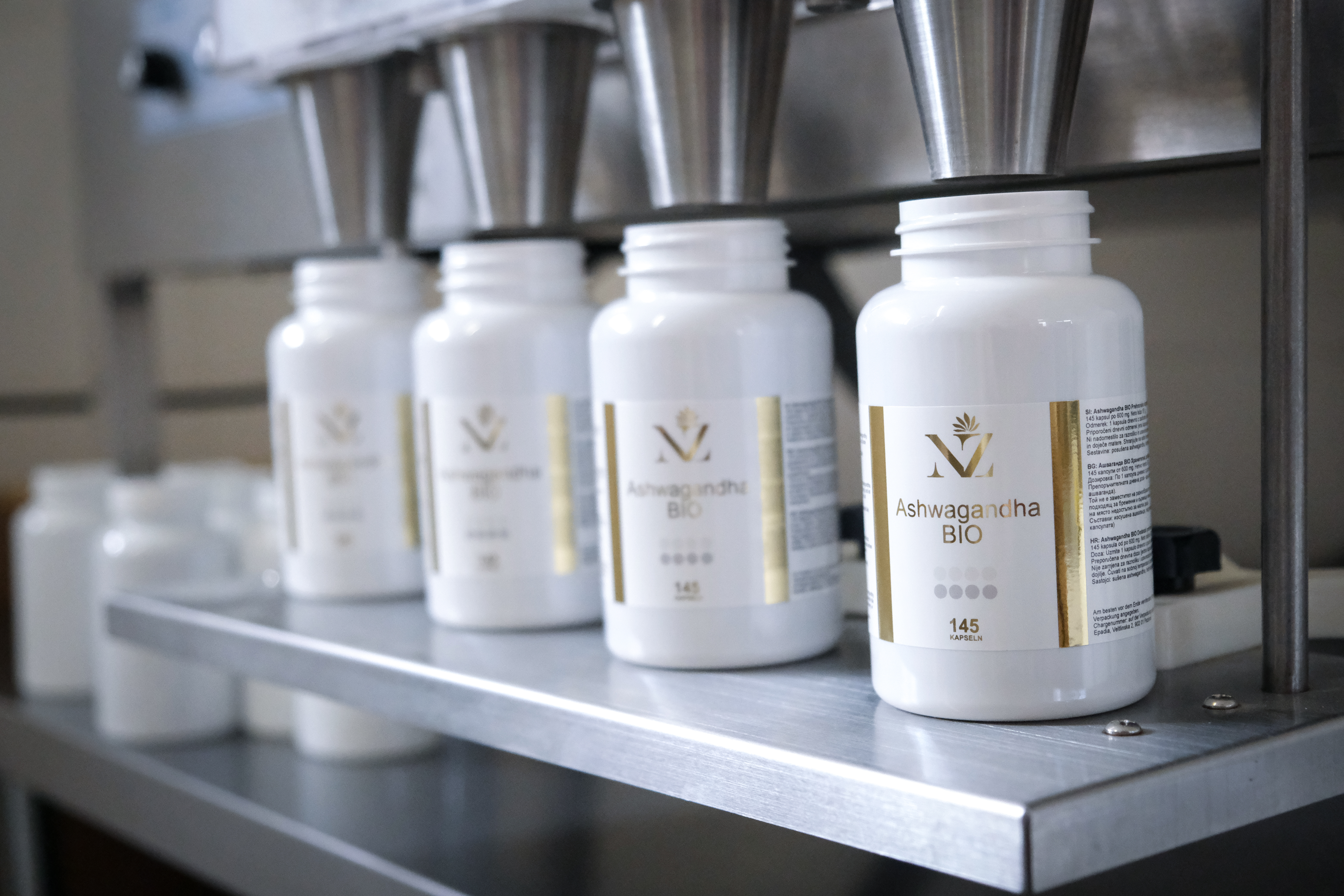 Dezvăluirea secretelor: modul în care controlul calității ține în frâu suplimentele alimentare și cosmeticele
