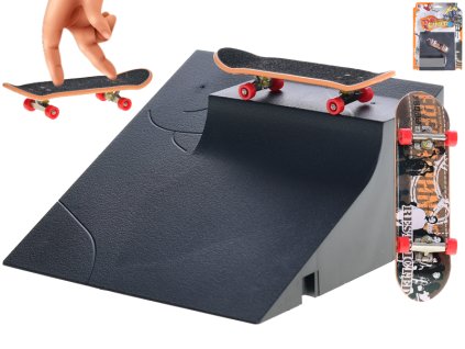 Skateboard 9,5cm kov s rampou na kartě