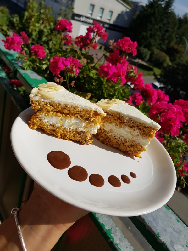 CARROT CAKE - recept