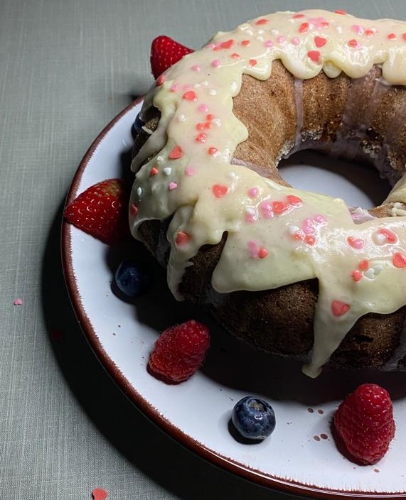 Valentínska dvojfarebná bábovka