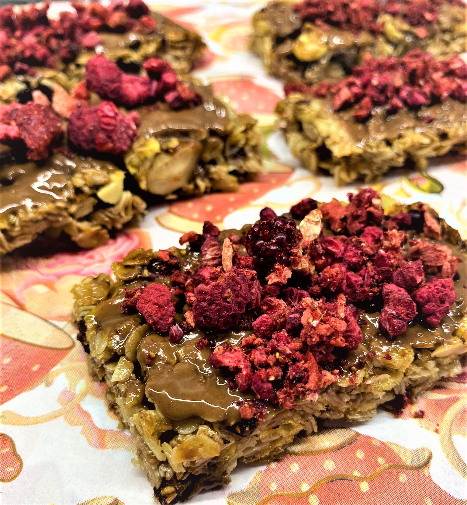 HOMEMADE MŮSLI TYČINKY