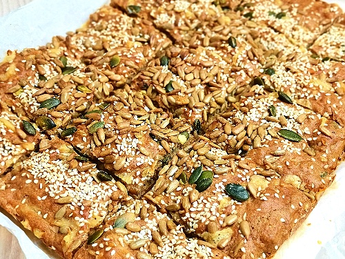 RECEPT - Sýrový chlebík na plech
