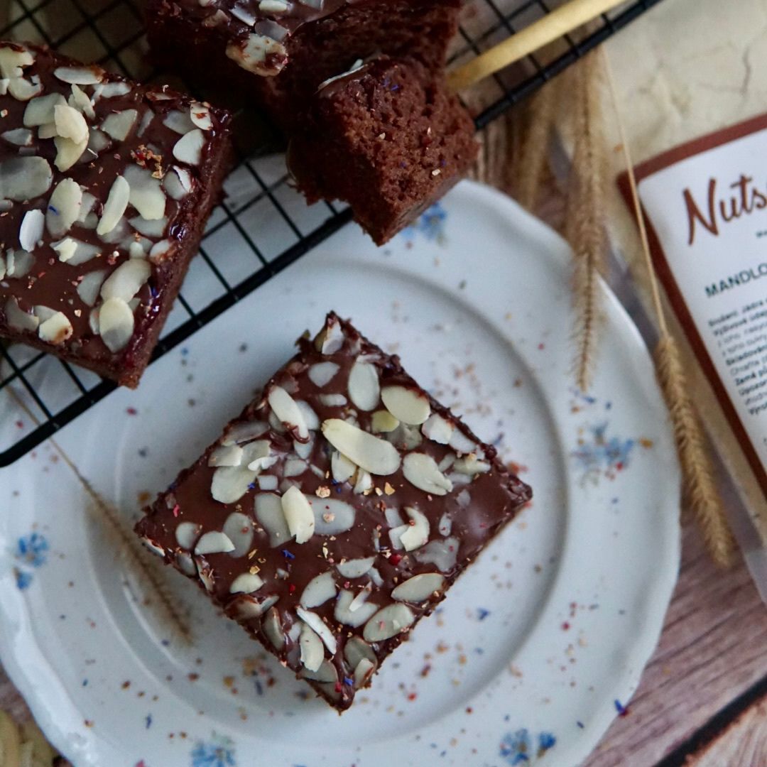 NUTSMAN RECEPT: Perník s čokoládou a mandlemi