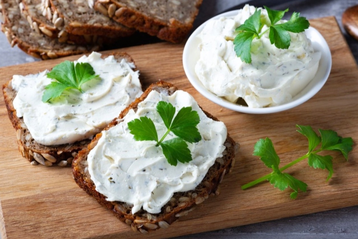 NUTSMAN BLOG_ Domácí lučina – Jak si připravit domácí lučinu_ recept a tipy pro nejlepší chuť 2