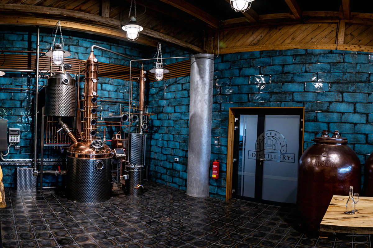RASPENAVA DISTILLERY 1
