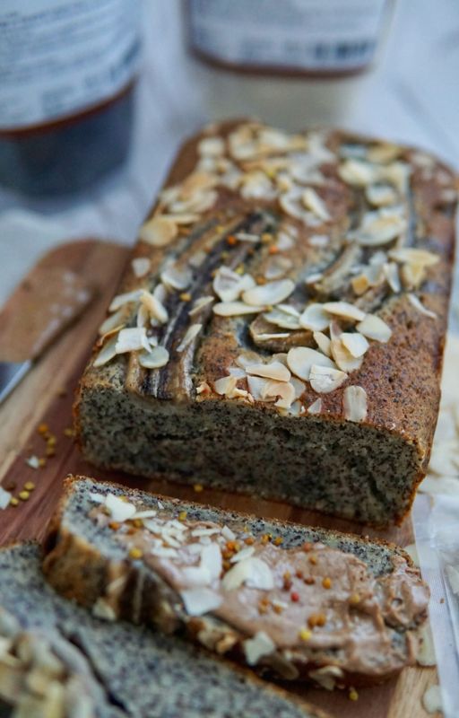 NUTSMAN RECEPT Makový banana bread s mandlemi 5