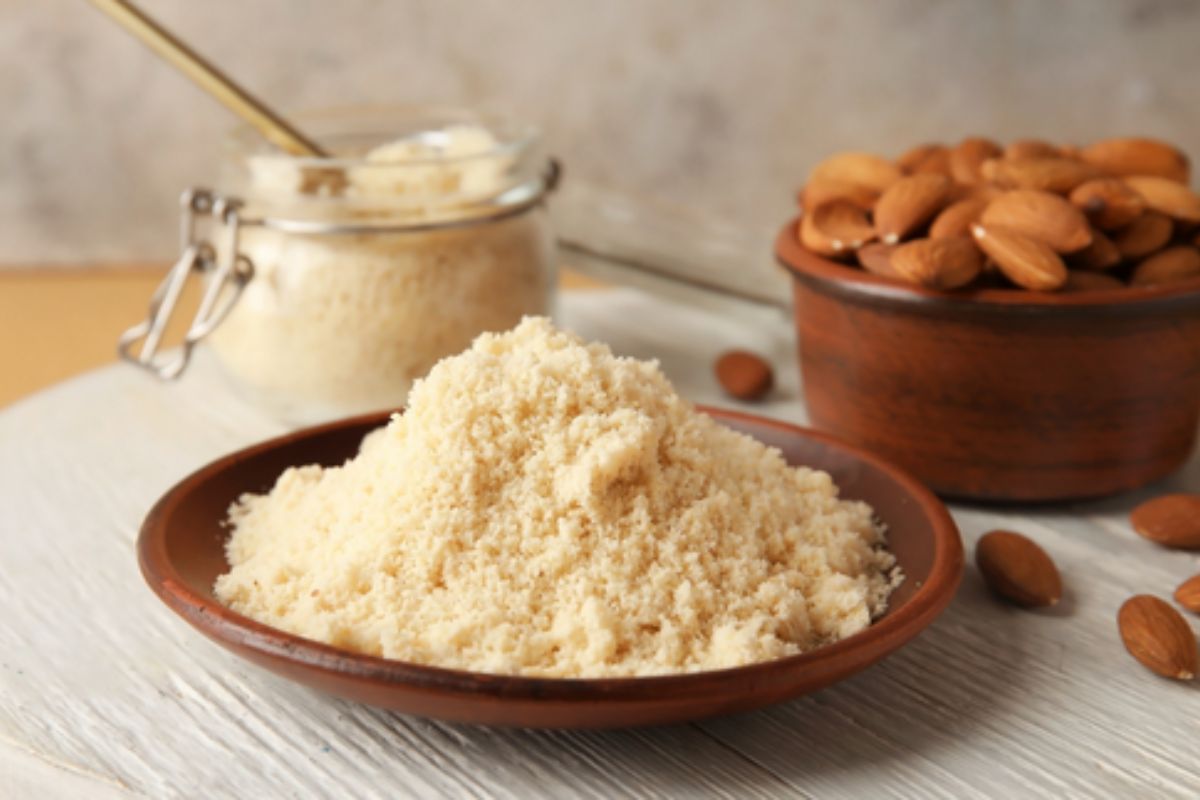 NUTSMAN RECEPT Hruškový koláč s makovou náplní a vlašskými ořechy 8