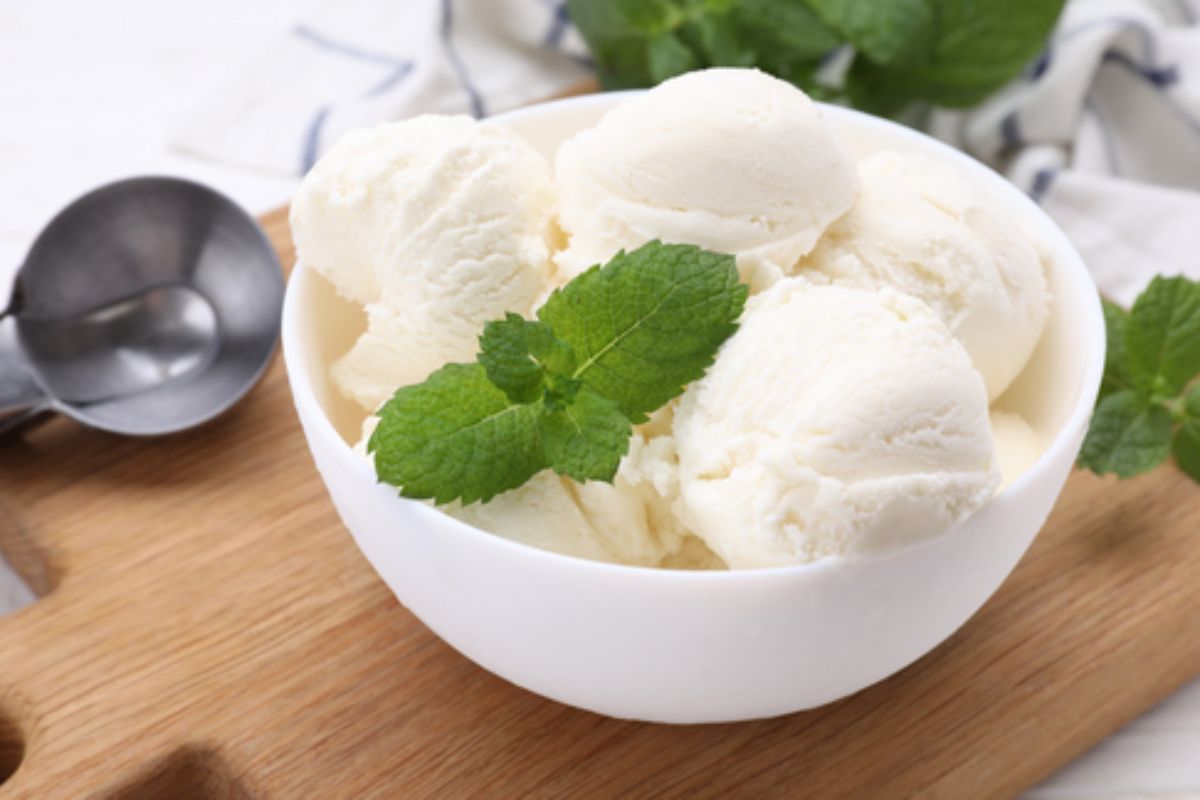 NUTSMAN RECEPT Hruškový koláč s makovou náplní a vlašskými ořechy 9