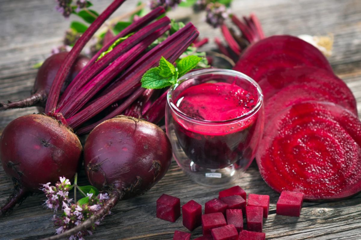 HealthyCo ECO Šťáva z červené řepy 1 l 2