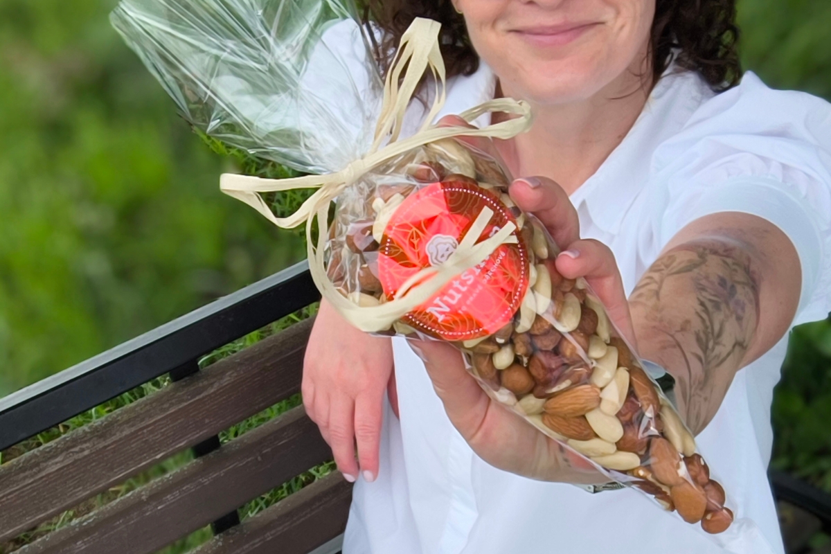 NUTSMAN Dárkový kornout OŘECHOVÁ SMĚS 300 g
