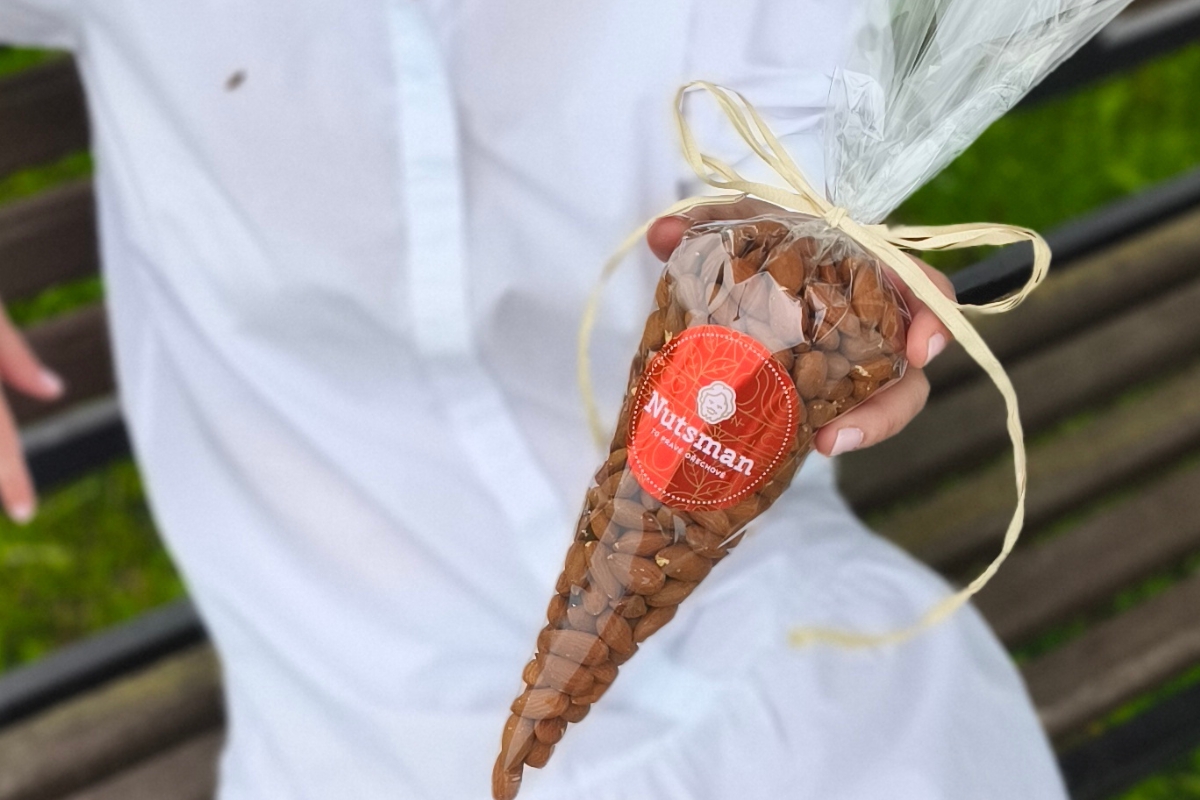 NUTSMAN Dárkový kornout MANDLE NATURAL