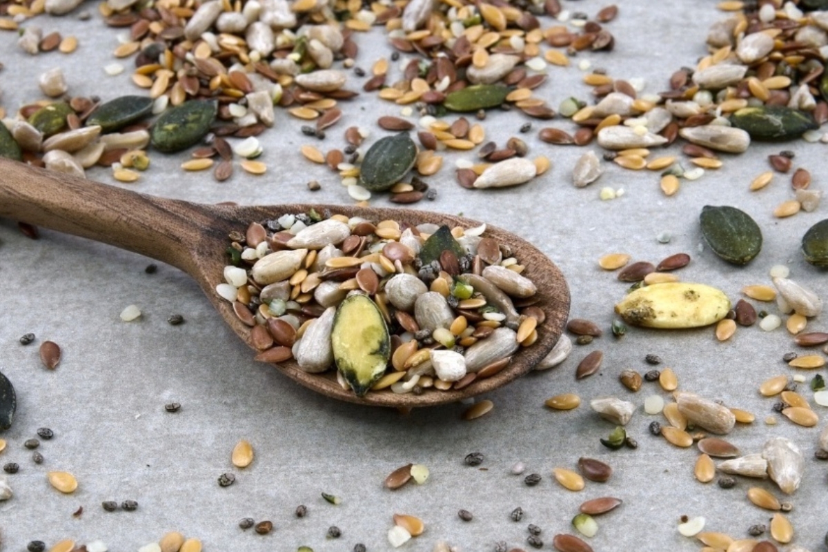 NUTSMAN Semínková směs s konopným semínkem