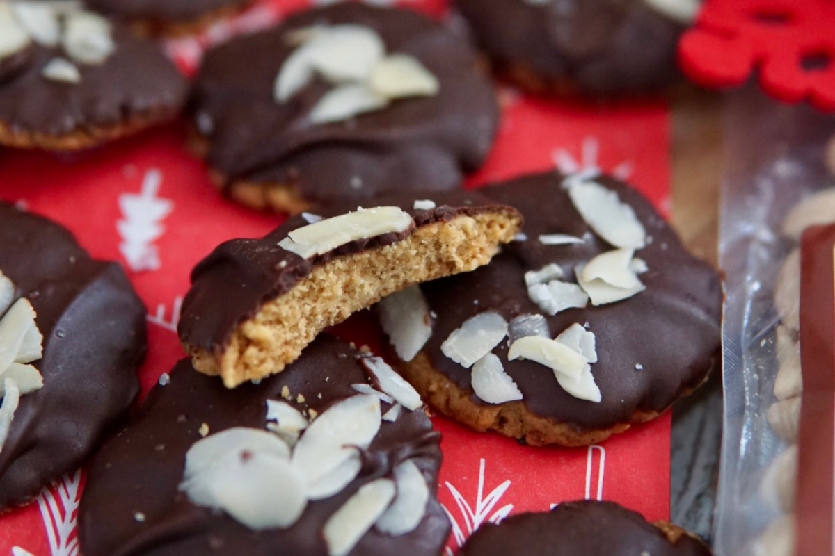 NUTSMAN RECEPT_ Mandlová kolečka v čokoládě 5