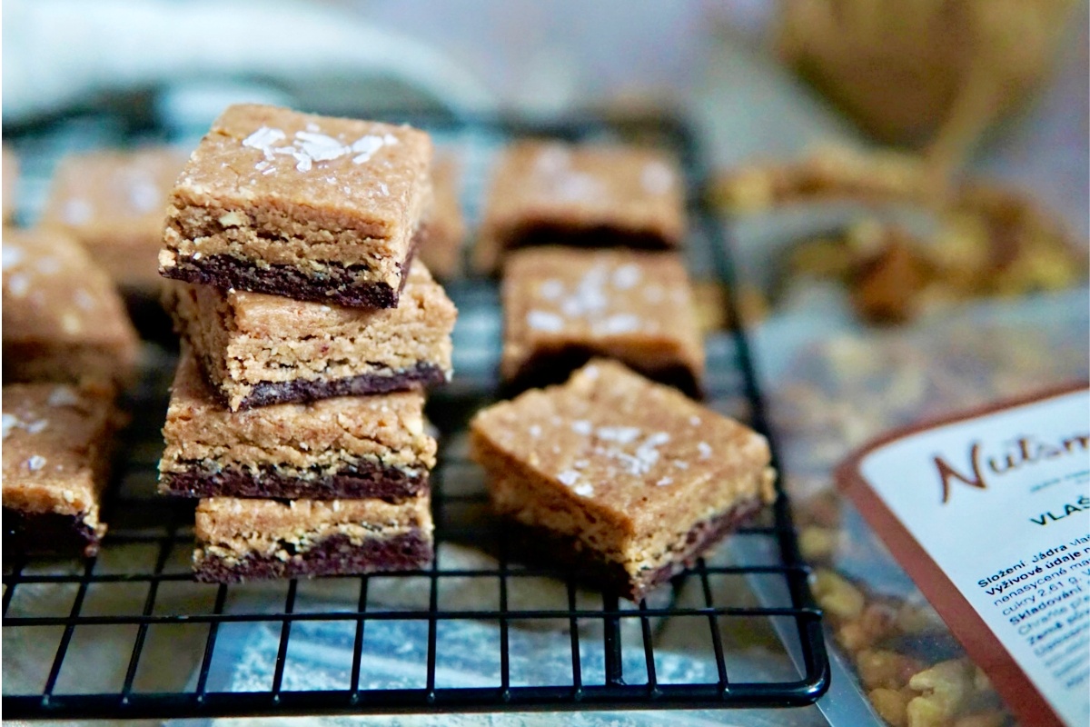 NUTSMAN BLOG RECEPT_ Kakaovo-arašídové raw řezy 5