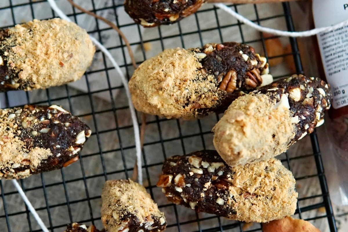 NUTSMAN BLOG RECEPT_ Meruňkové raw tyčinky 4