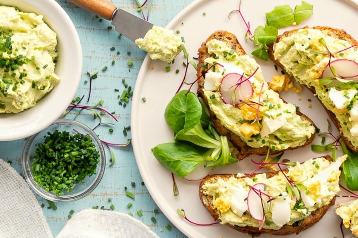 NUTSMAN BLOG Vajíčková pomazánka_ Rychlý a chutný recept 5