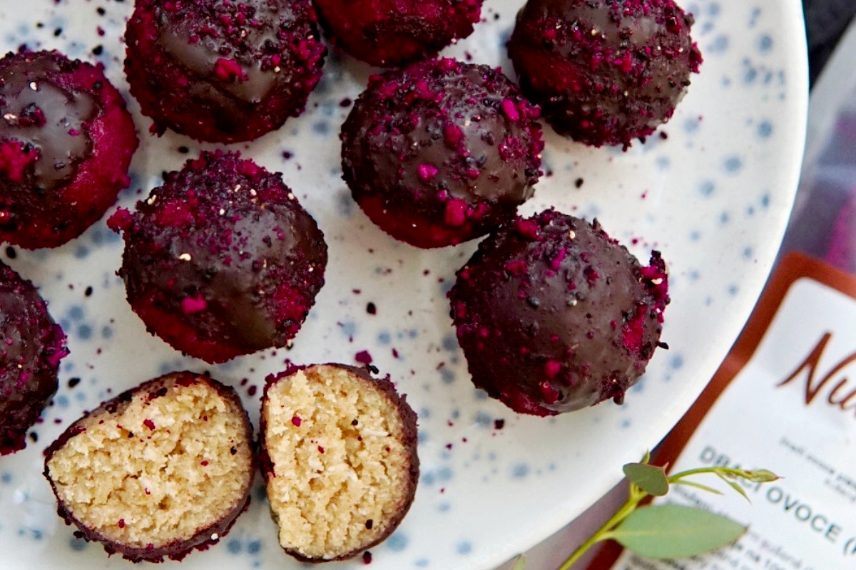 NUTSMAN BLOG RECEPT_ Kuličky s dračím ovocem a čokoládou 5