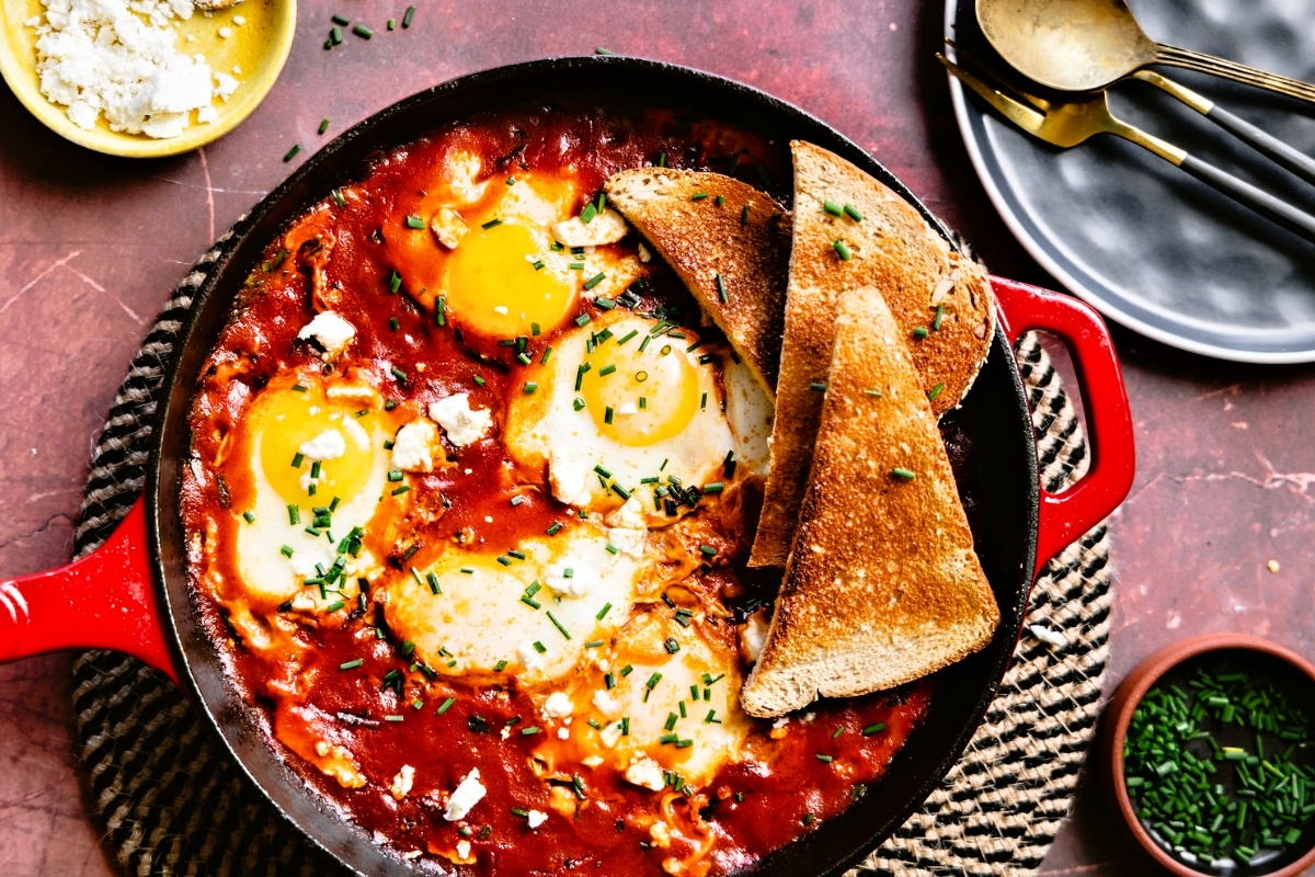 NUTSMAN BLOG_ Shakshuka_ Tradiční izraelský recept, který si oblíbíte 5