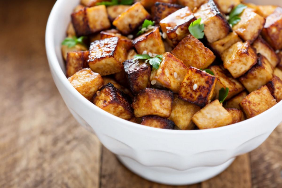 NUTSMAN BLOG RECEPT: Quinoa salát se sýrem halloumi 8