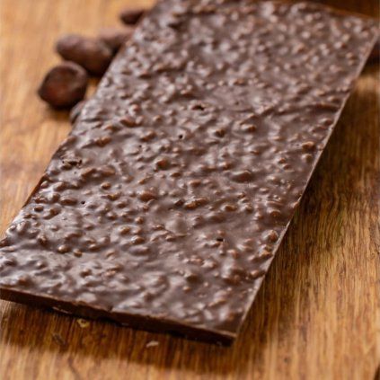 JANEK Mléčná čokoláda s drcenými oříšky 85 g 1