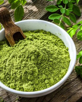🌿 Znáš moringu? Jsou rostliny, které lidé využívají po staletí. A moringa je jednou z nich. Ne nadarmo se jí říká „strom...