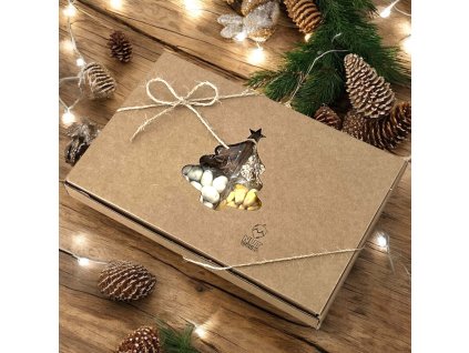 Dárková ořechová krabice se stromečkem mix zavřená