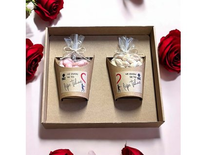 dárková ořechová krabička celofánek a kelímek 2 x 180g zamilovaná otevřená