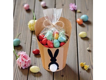 celofánek a kelímek mandle v barevném jogurtu ořechový dárek