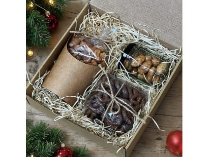 firemní dárková krabice s ořechy mix dárek pro firmy vlastní výběr
