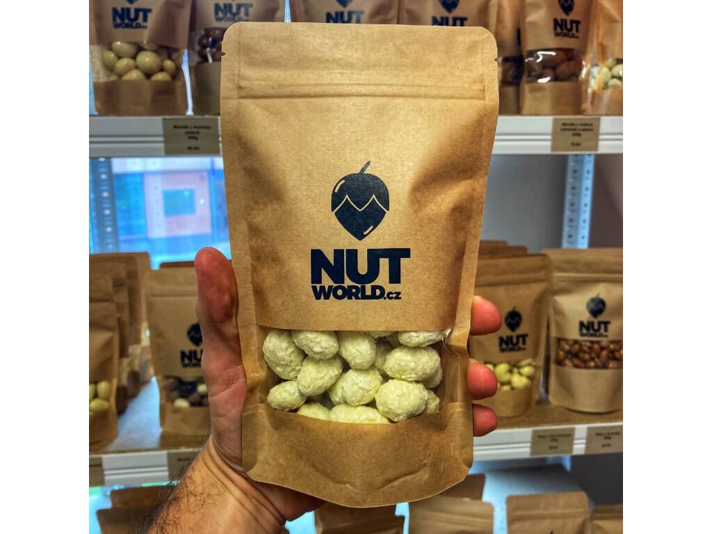 Mandle v bílé čokoládě s kokosem - Raffaello — náhled 2