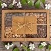 Dárková ořechová krabička s vlastním vzkazem 4x80g