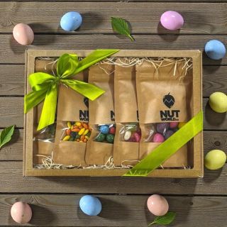 Veľkonočný zajko už netrpezlivo vyzerá koledníkov! 🐇 Náš e-shop hrá všetkými chuťami a farbami, Veľká noc v plnom prúde 🐥...