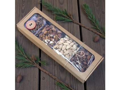 dárková ořechová krabička 4x ruzné druhy slaná zavřená