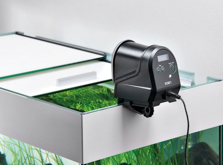 Oase EDEN MAG 4 x 3 - transformátor pro automatické krmítko