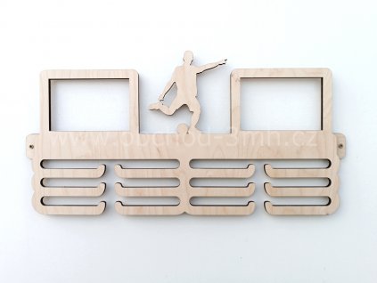 vesak s fotoramecky FOTBALFOTBAL