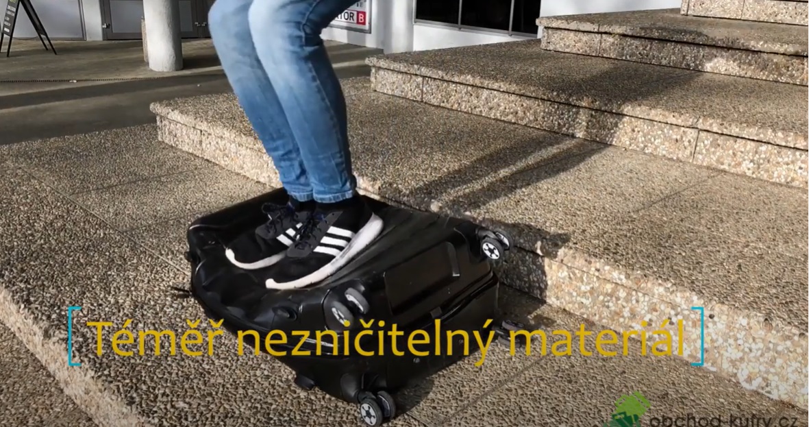 Co vše zvládnou kufry T-class?