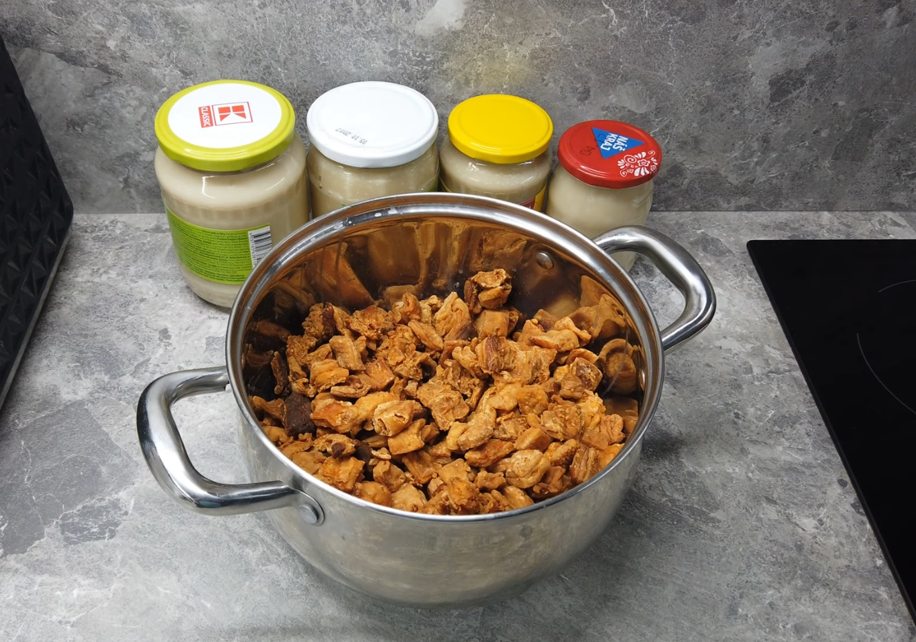 Jak si vyrobit domácí sádlo a škvarky z trouby bez míchání