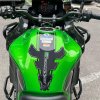 Univerzální gumová ochranná podložka na nádrž kompatibilní s Kawasaki Versys 1000 2015 2023 (4)