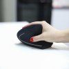 Bezdrátová ergonomická vertikální myš, černá (4)