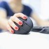 Bezdrátová ergonomická vertikální myš, černá (5)