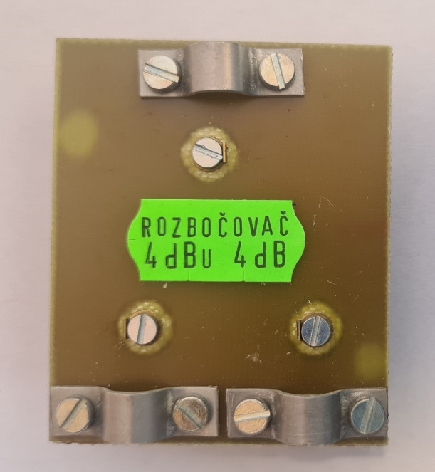 Anténní Rozbočovač R2