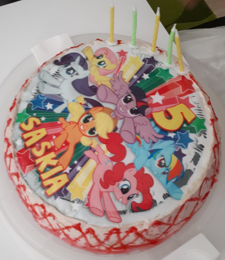 M. Chajdiaková - jedlý obrázok (podklad DEKOR)