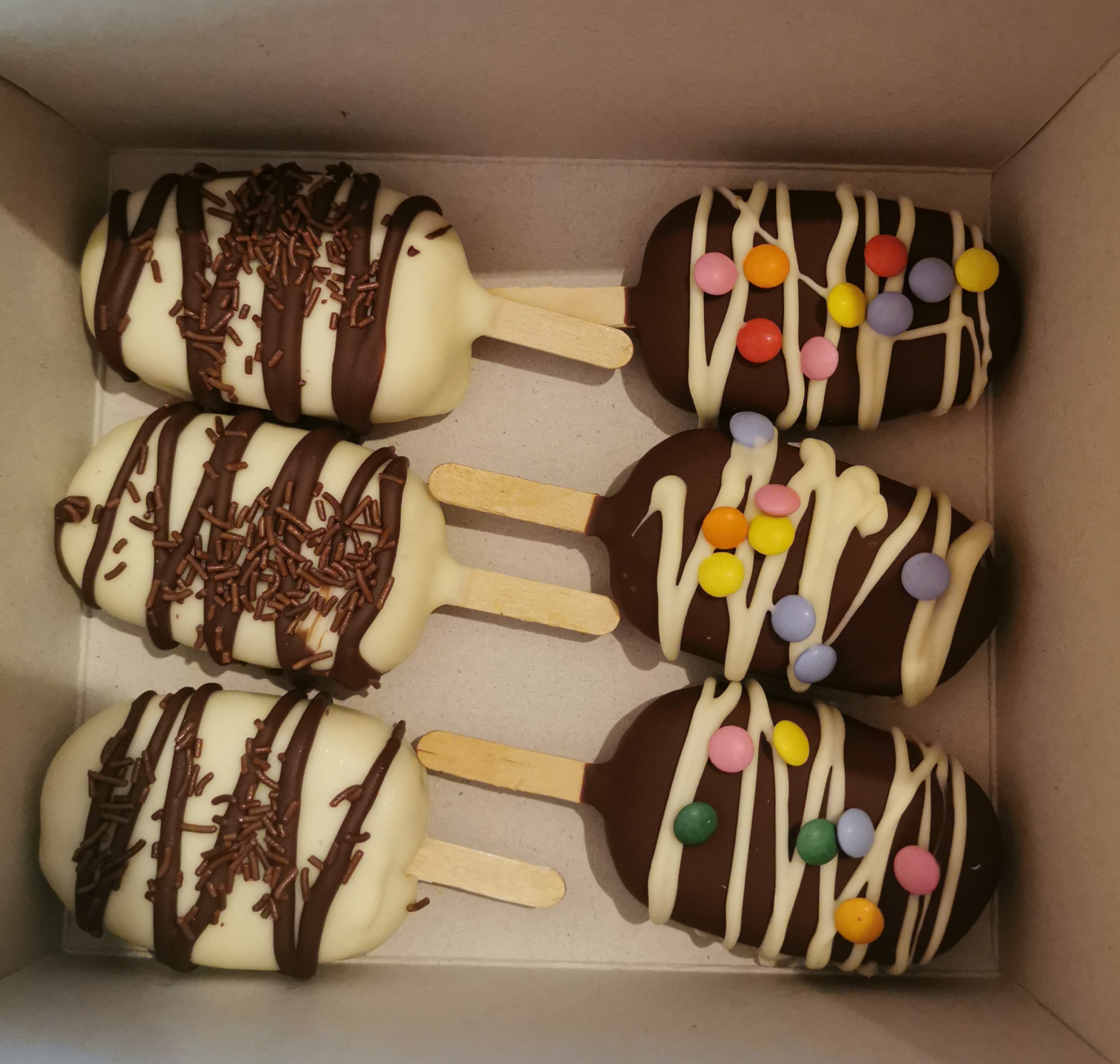 Mgr. Katarína Poláková - forma na pečené nanuky, otočný stojan, špachtľa na cesto, roztierací nôž,...