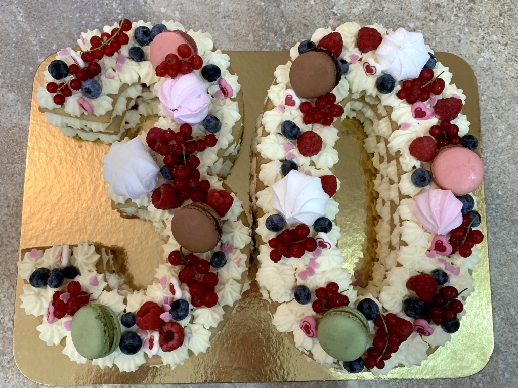 N. Pilová - medové pláty čísla