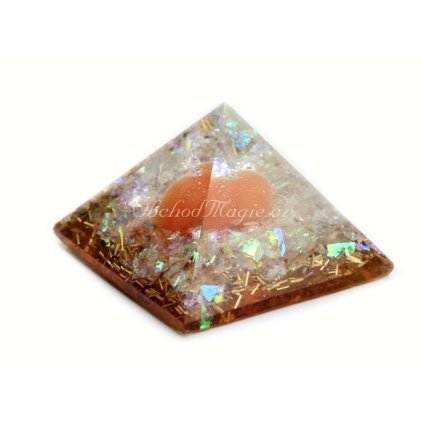 Orgonit pyramida s Karneolem, 4 cm