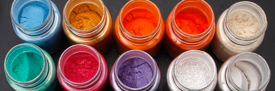 Epoxidová pryskyřice s pigmenty do pryskyřice