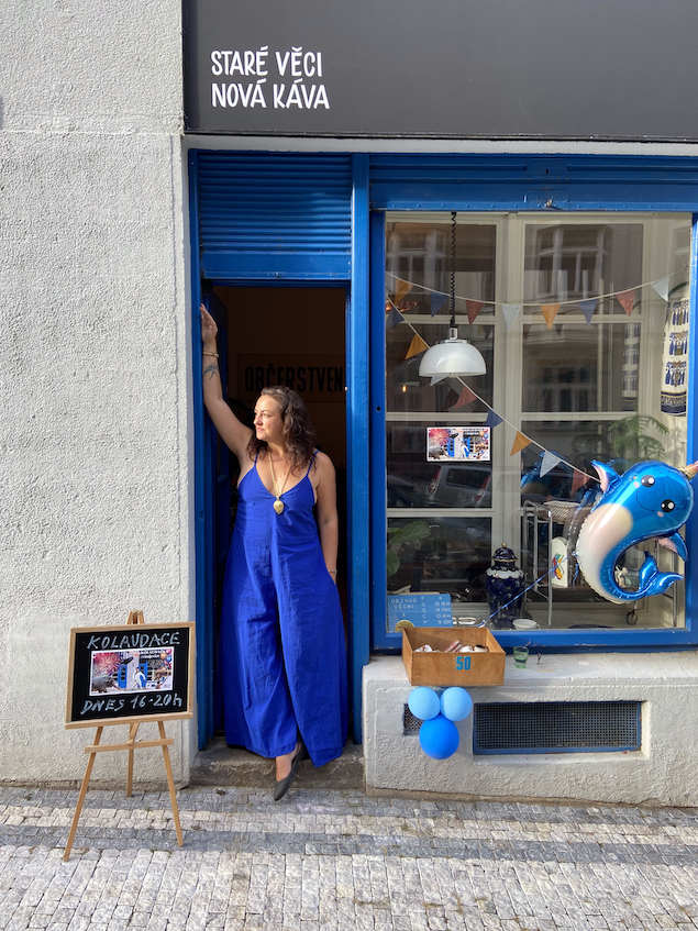 S kůží na trh aneb Rok s Obchodem věcmi