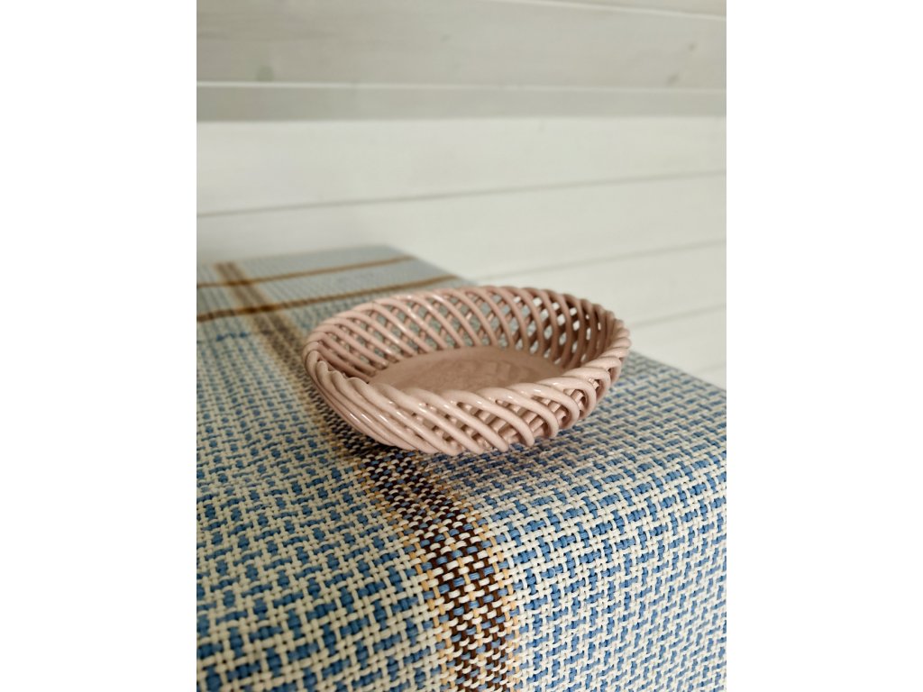 RŮŽOVÁ MISKA PROPLÉTANÁ KERAMIKA